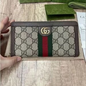 Gucci Beige and Brown Wallet with Red and Green Stripe